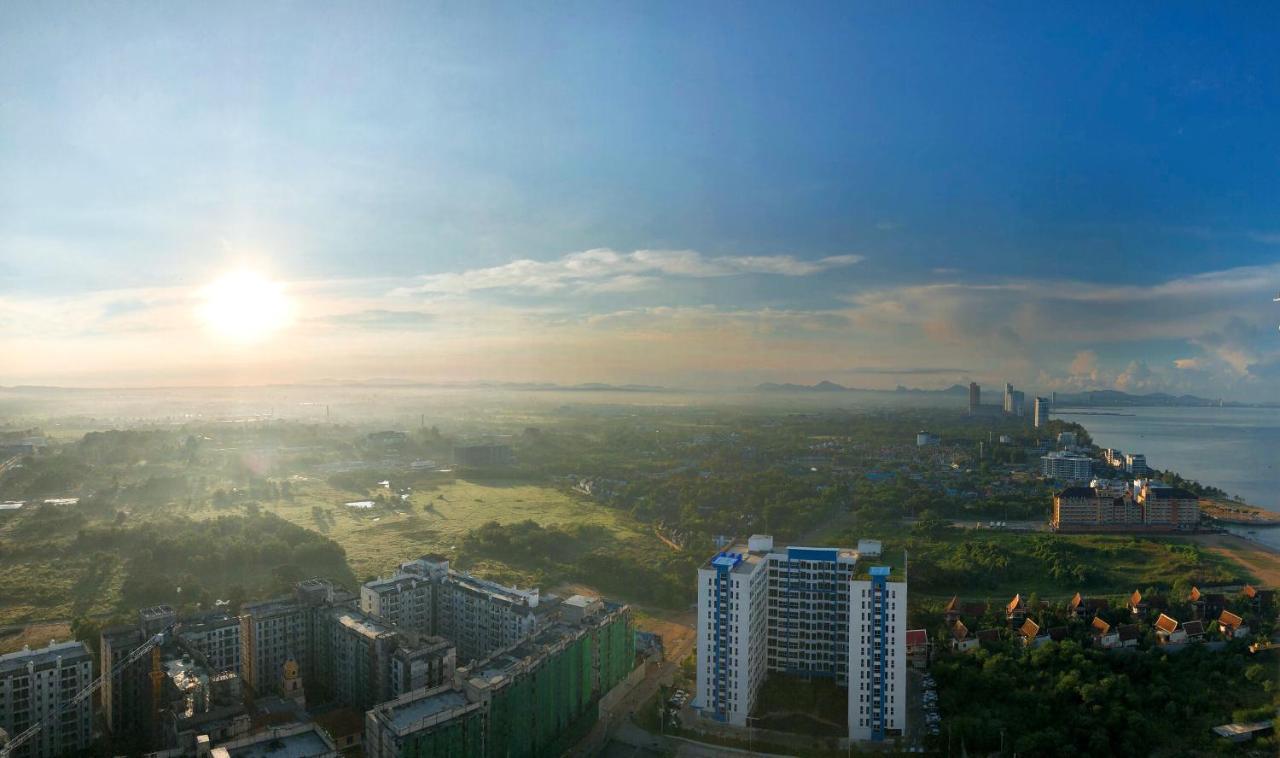 รีสอร์ท Veranda Pattaya X Sea & Sky View